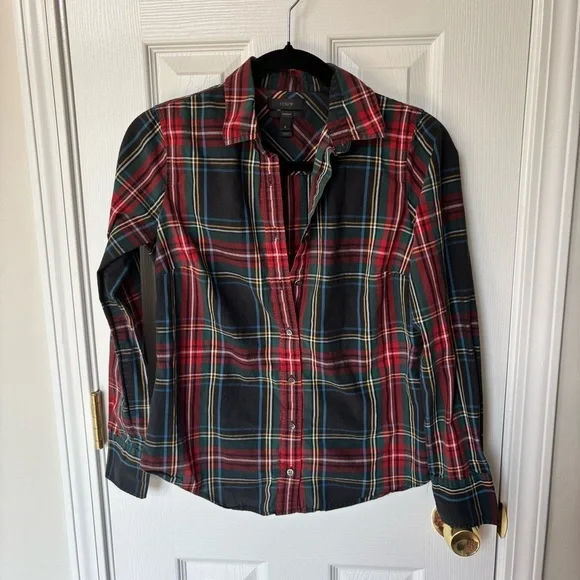 J. Crew Women's The Perfect Shirt in Stewart Plaid Size 2 - Picture 1 of 7